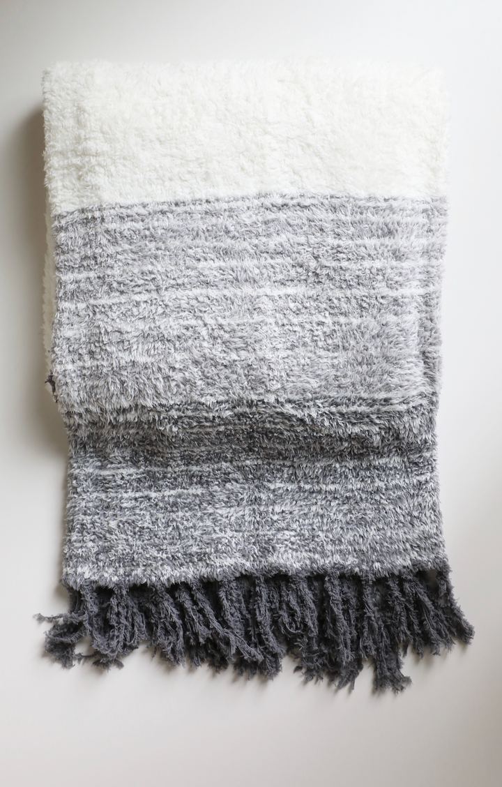 Barefoot Dreams - Cozychic Horizon Blanket in Graphite Multi