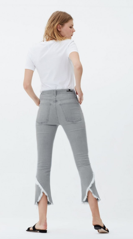 Citizens of Humanity - Drew Fray High Rise Crop Flare Jeans in Ash