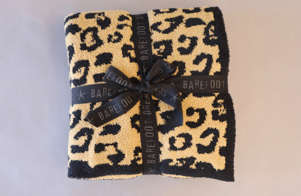 BAREFOOT DREAMS Cozychic Safari Blanket in Cheetah Camel Black Blond Genius