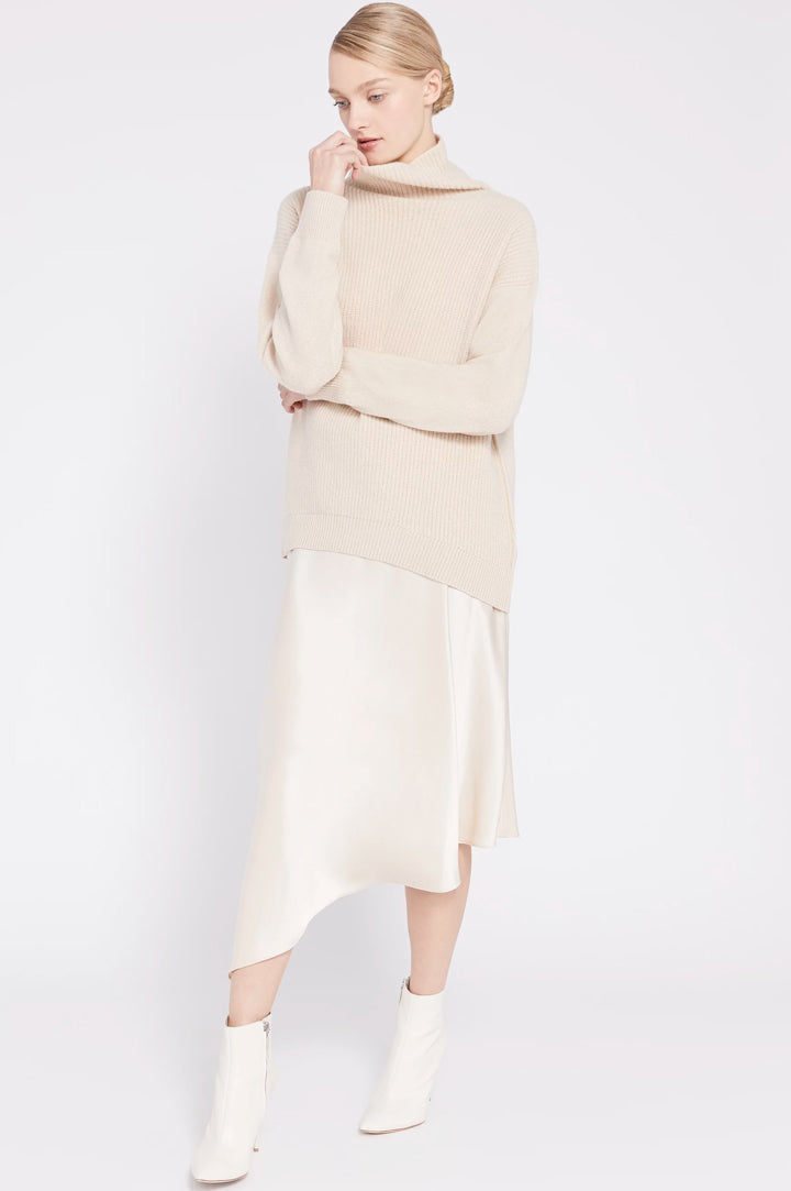 Alice + Olivia - Daphney Turtleneck Tunic Oatmeal