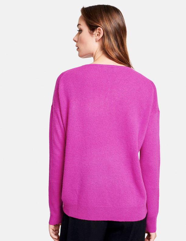 White + Warren - Essential V Neck in Optimistic Pink