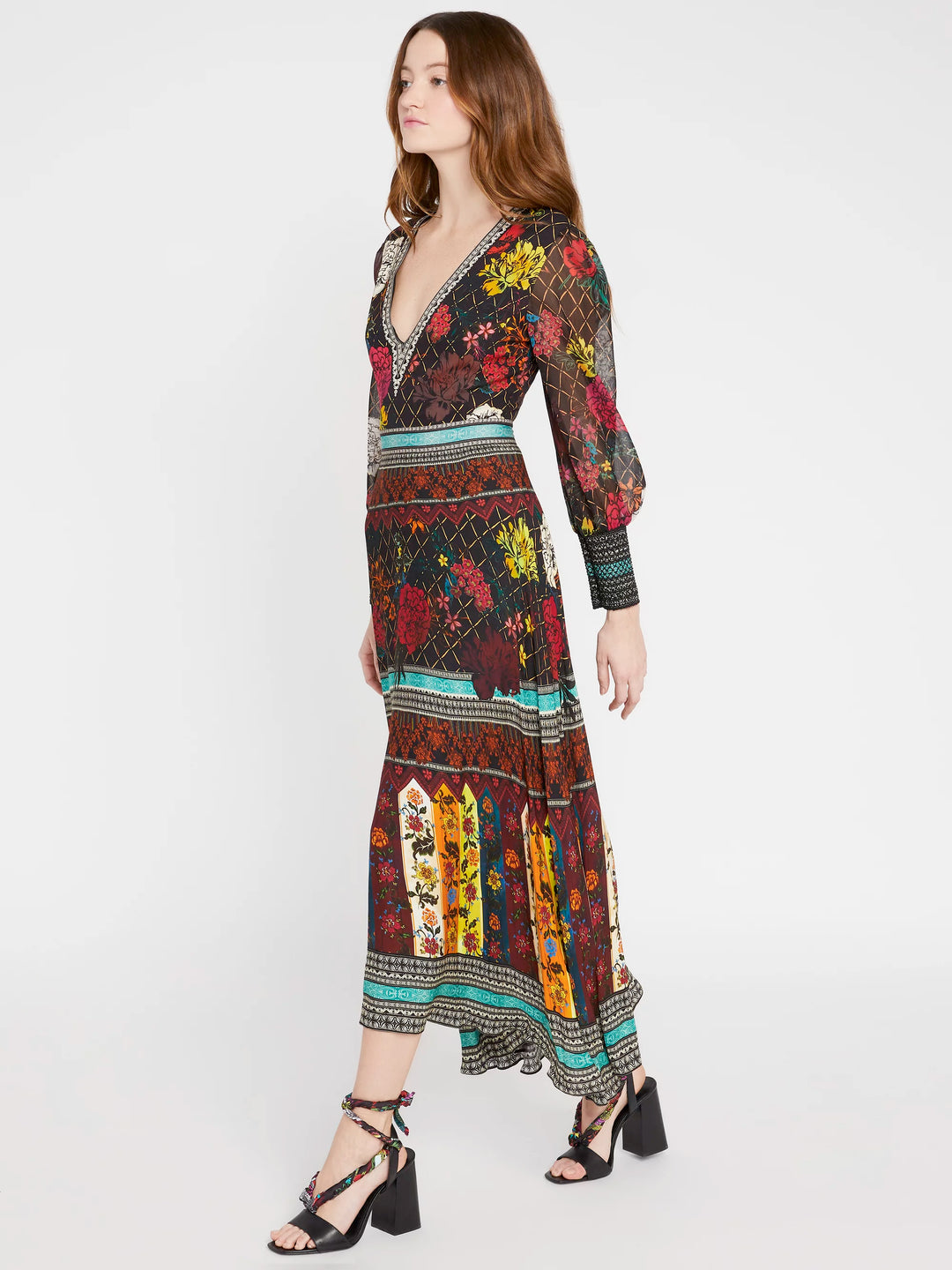 Alice + Olivia - Janey V Neck Flare Dress in Mona Multi/Combo