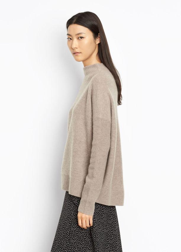 Vince - Funnel Neck Pullover