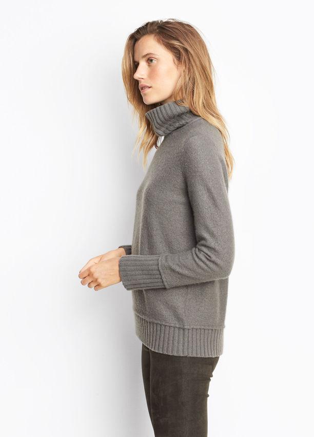 Vince - Cashmere Turtleneck