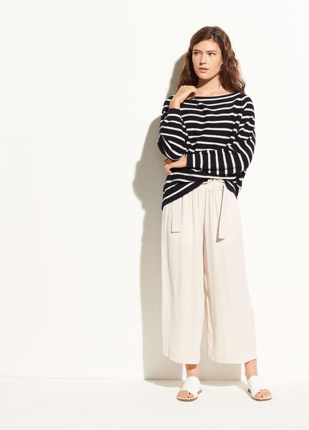 Vince - Striped Waffle Cotton Raglan in Coastal/Optic White