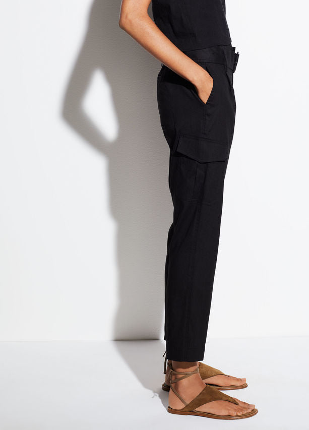 VINCE - Belted Linen Pant in Black