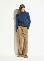 VINCE - Contrast Tip Pullover Sweater in Hydra/Black