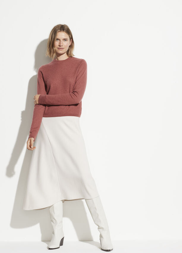Vince - Fitted Crewneck Sweater in Rosewood