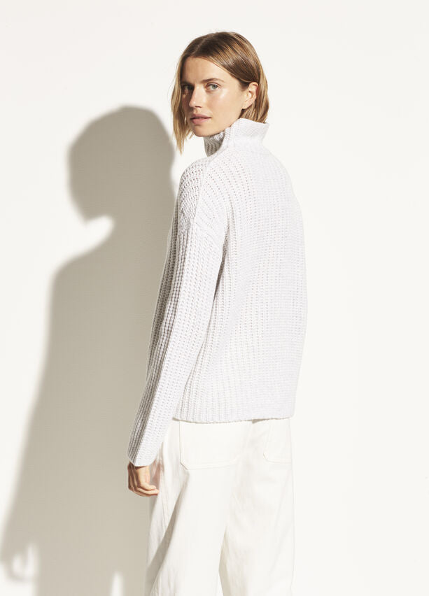 Vince - Lofty Rib Turtleneck in Light Grey