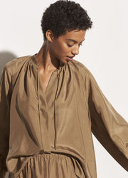 Vince - Poet Popover Blouse in Timber