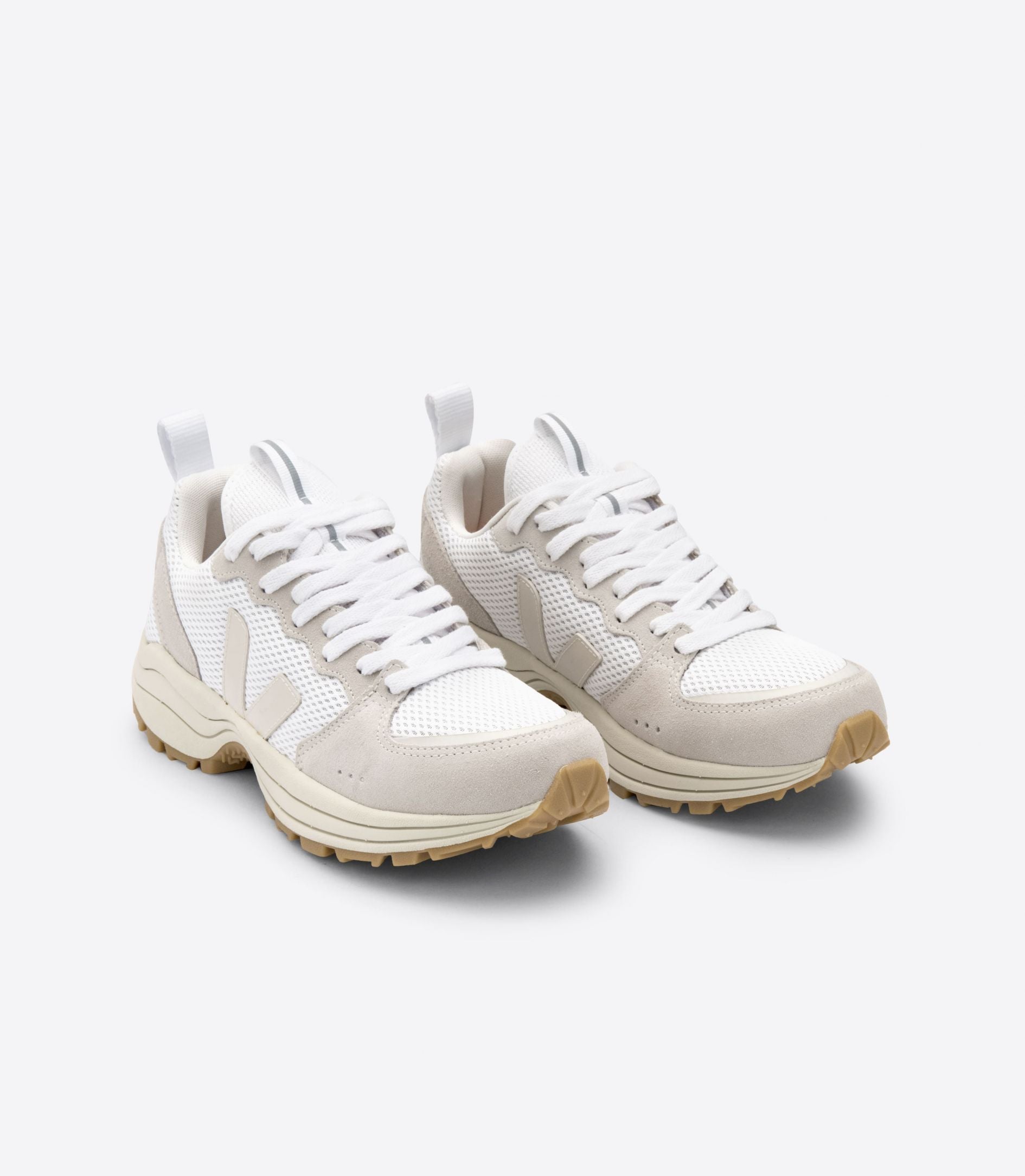 Veja - Venturi Alveomesh Sneakers in White Pierre Natural – Blond