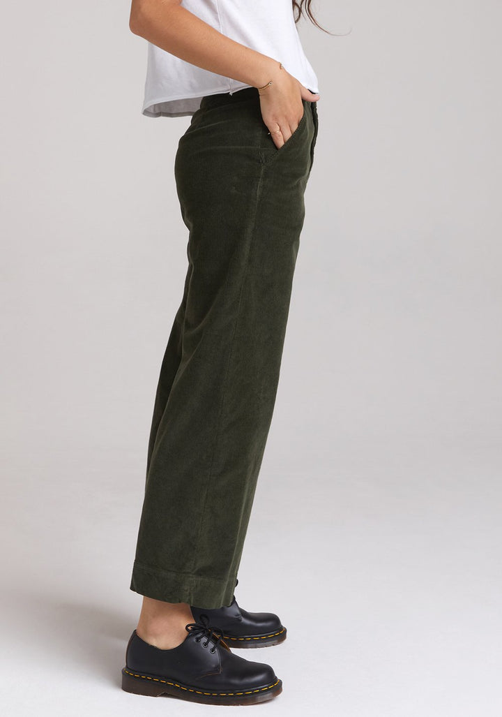 BELLA DAHL - Wide Leg Crop Trouser in Woodland Olive