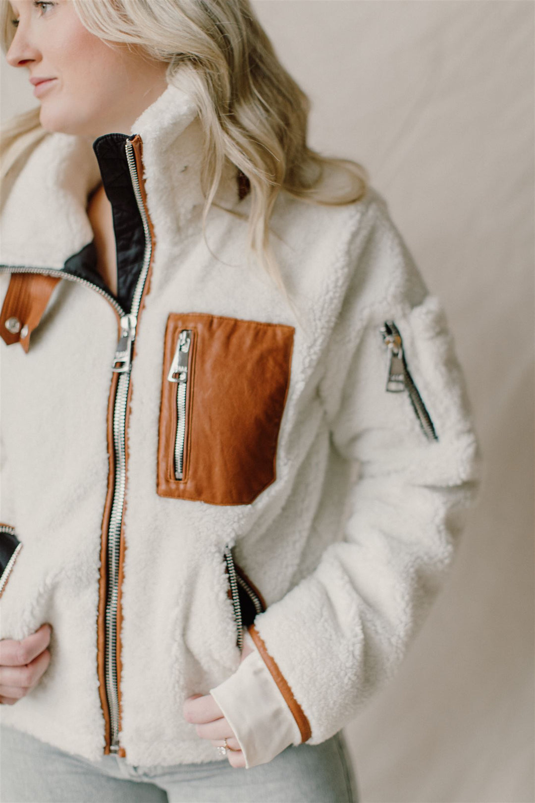 SAM - Boulder Jacket in White Jacket