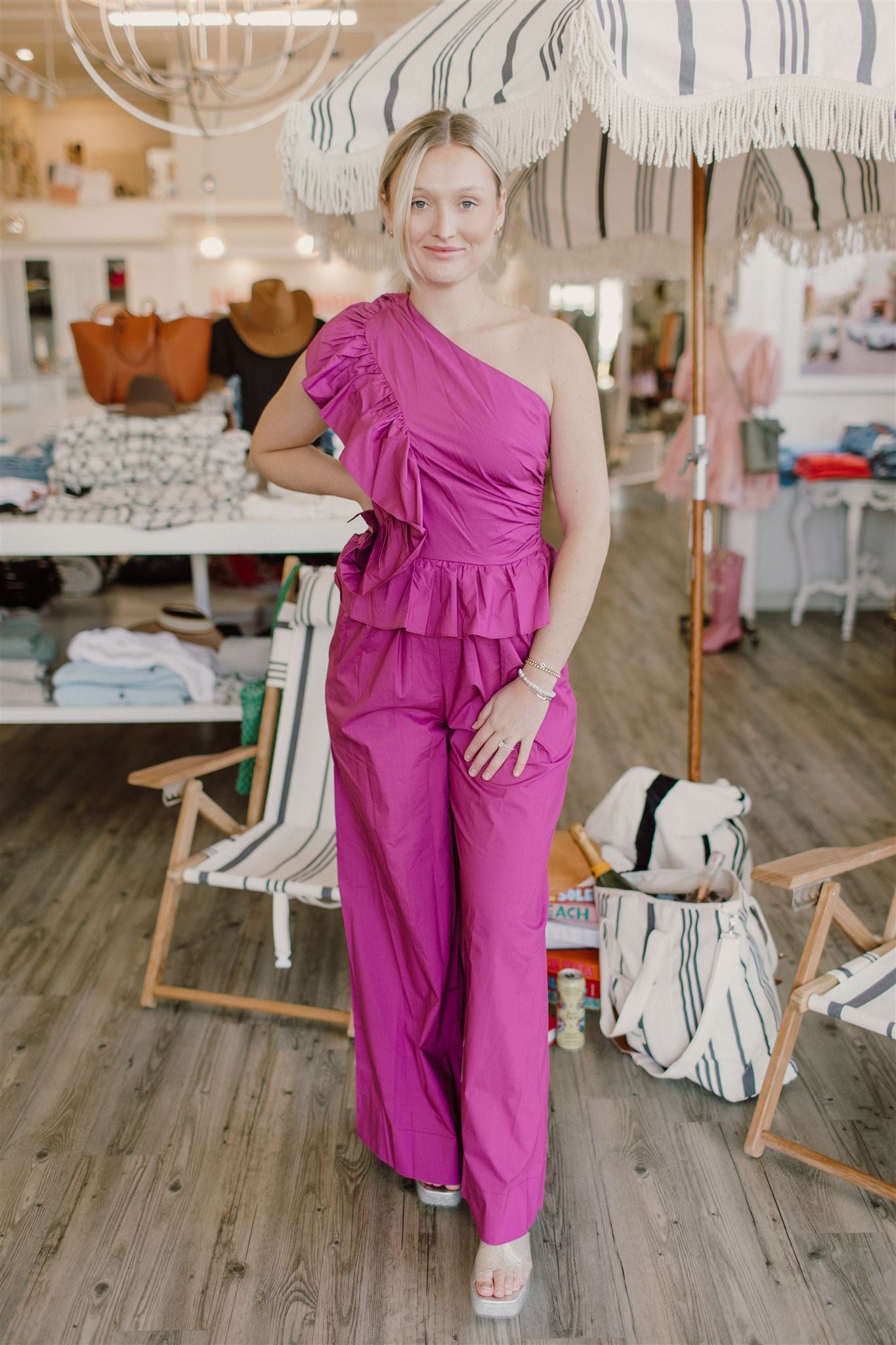 ゆ*な様 house on the hill Jumpsuit(flower) Zora Floral Shoulder Cut-Out Jumpsuit