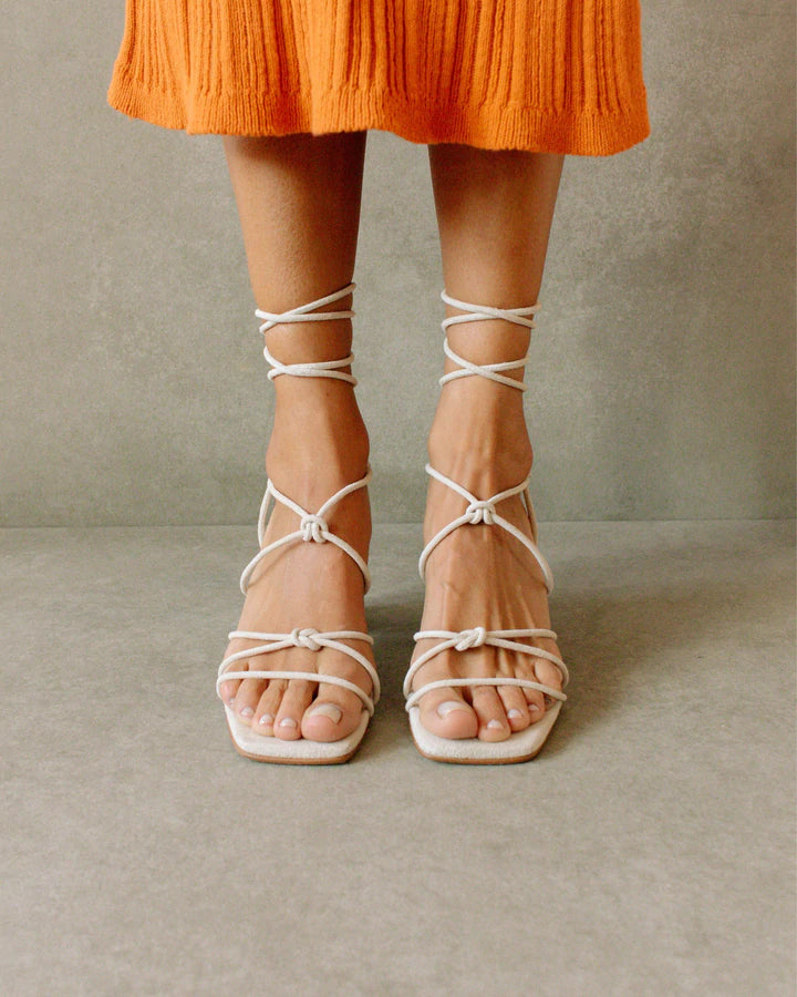 Alohas - Paloma in Ivory Shoes