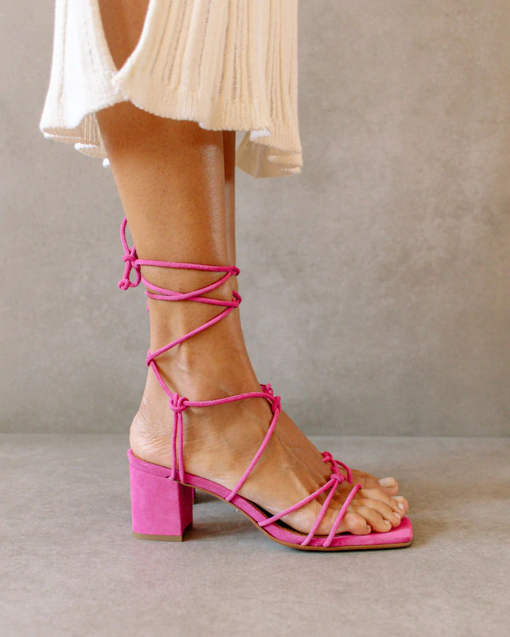 Alohas - Paloma in Magenta Shoes