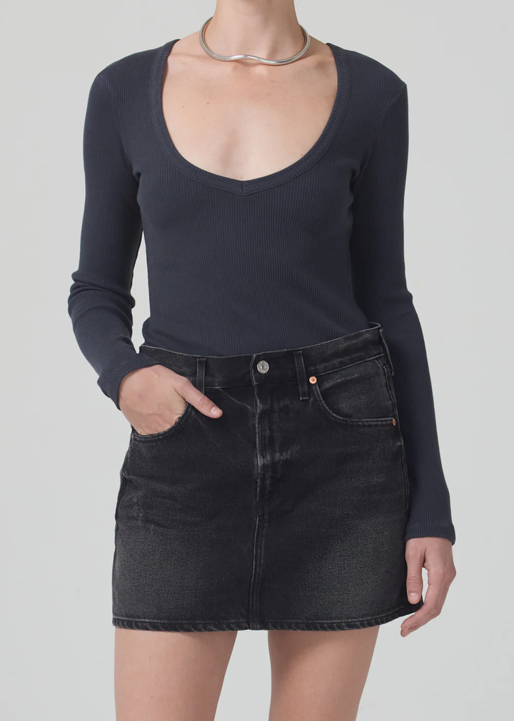 Citizens of Humanity - Anouk Long Sleeve V-Neck in Charcoal Tops