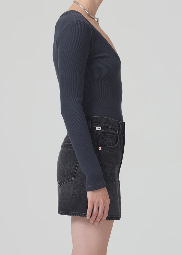 Citizens of Humanity - Anouk Long Sleeve V-Neck in Charcoal
