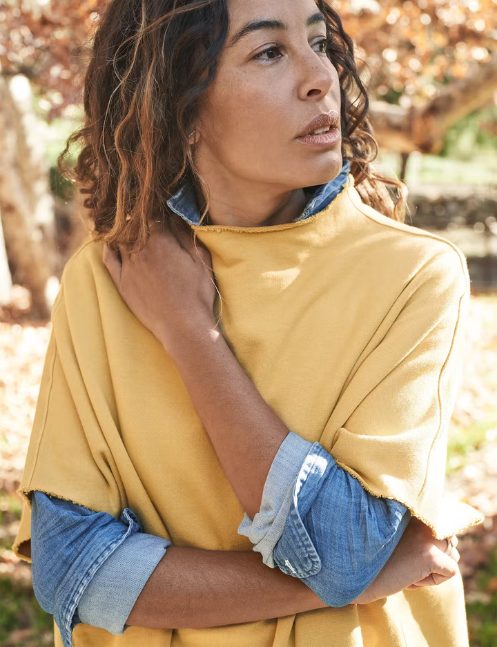 Frank & Eileen - Audrey Funnel Neck Capelet in Yam