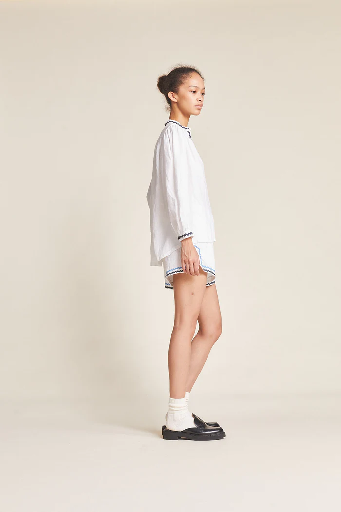 Trovata - Bailey Blouse in White w/ Ric Rac