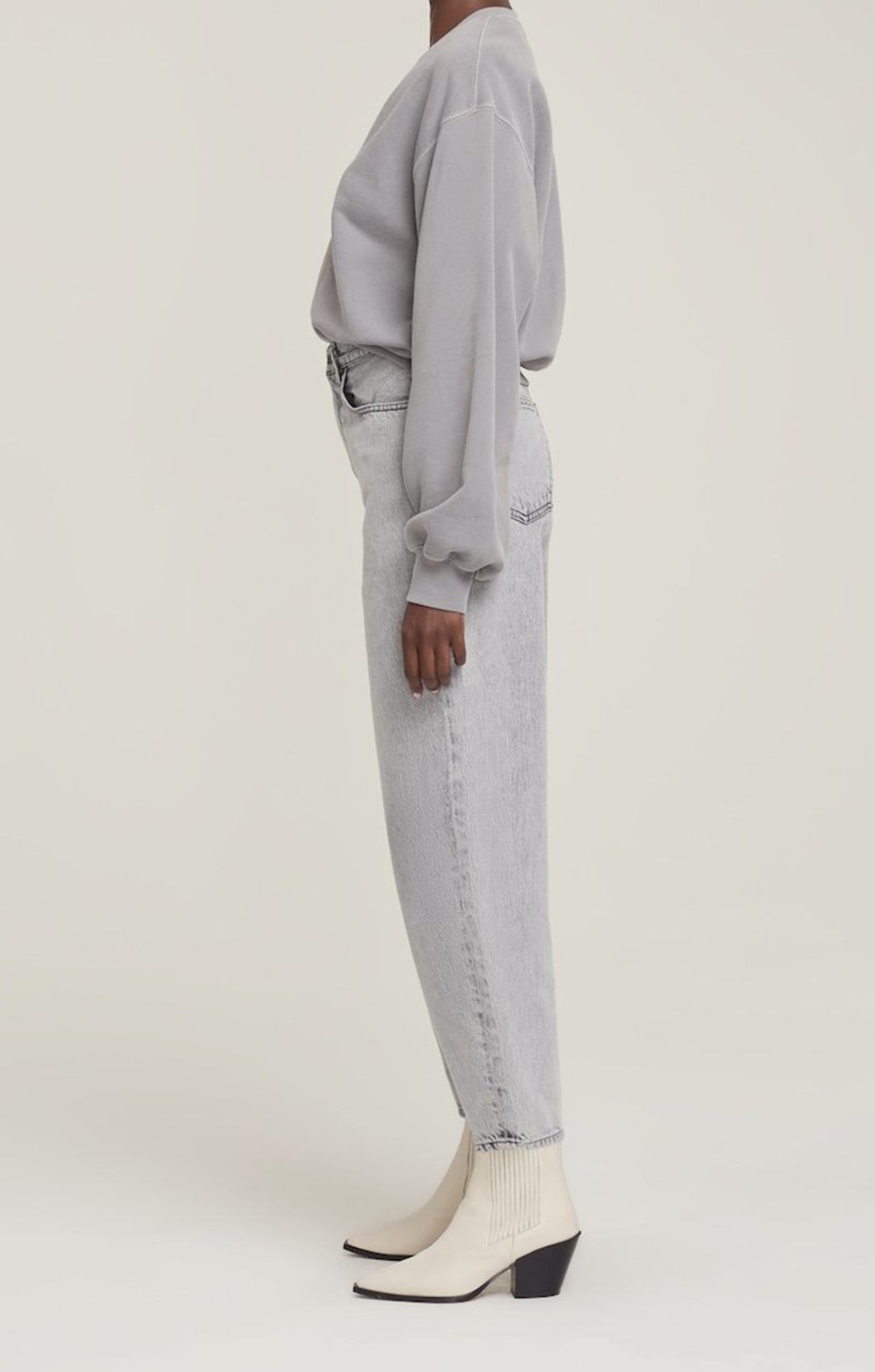AGoldE - V-Neck Balloon Sleeve Sweatshirt in Zinc