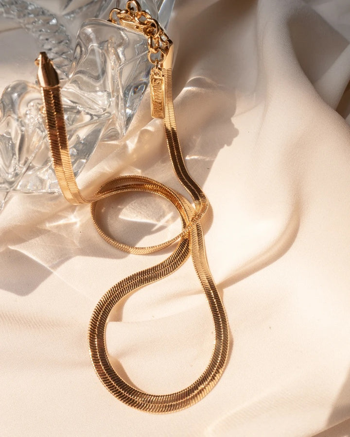 Luv AJ - Barcelona Necklace in Gold Jewelry