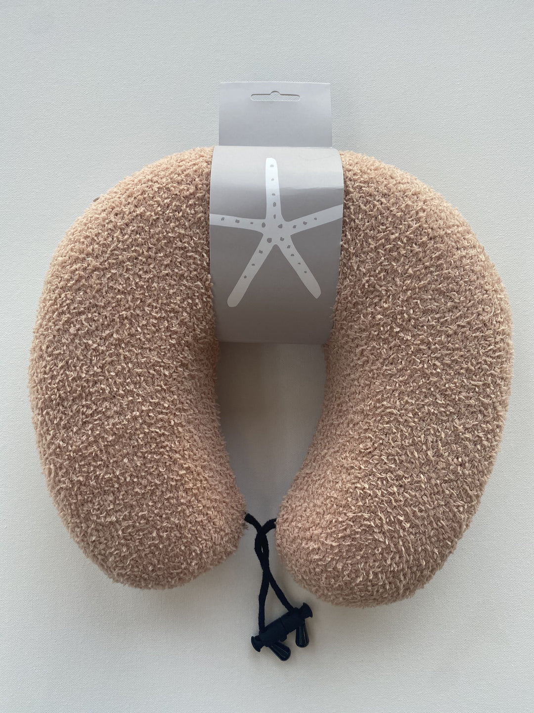 Barefoot Dreams - CozyChic Travel Neck Pillow in Misty Rose