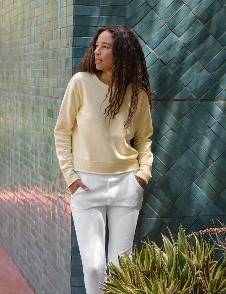 Frank & Eileen - Boyfriend Crew Neck Sweatshirt in Canary Yellow