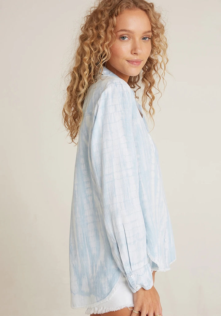 Bella Dahl - Fray Hem Flowy Button Down in Vintage Havana Wash