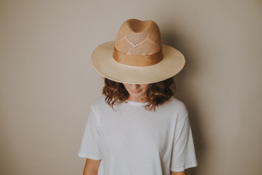 Freya - Camelia Hat in Sand/Natural Hats
