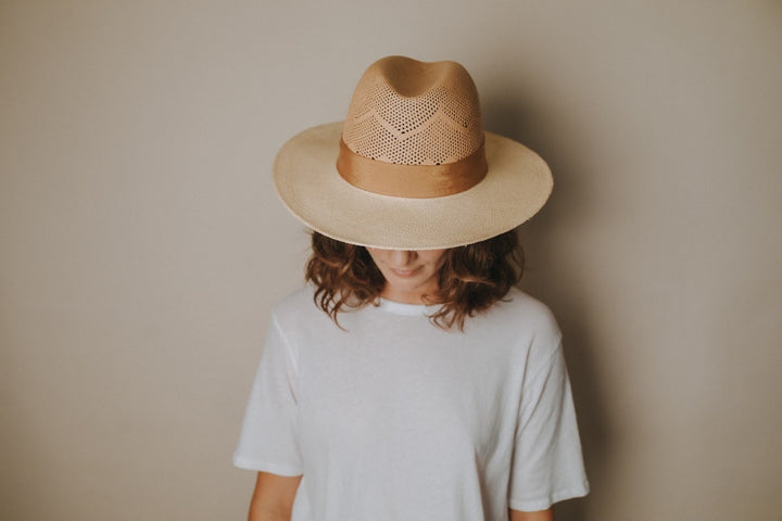 Freya - Camelia Hat in Sand/Natural Hats