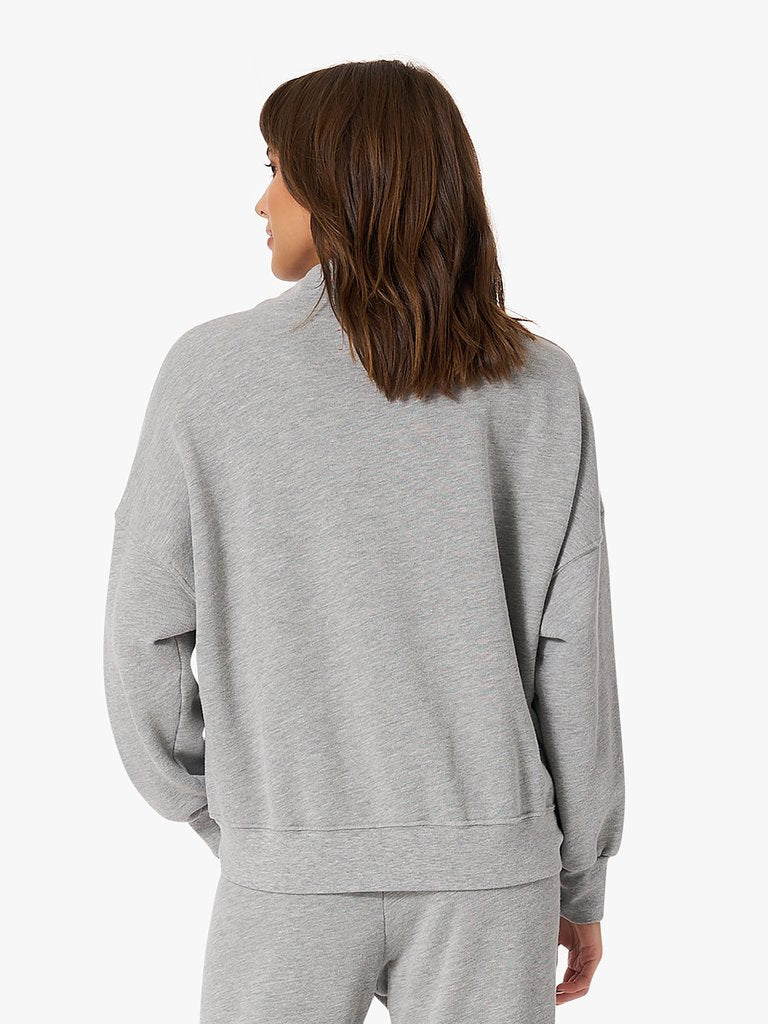 Xirena - Chase Sweatshirt in Heather Grey