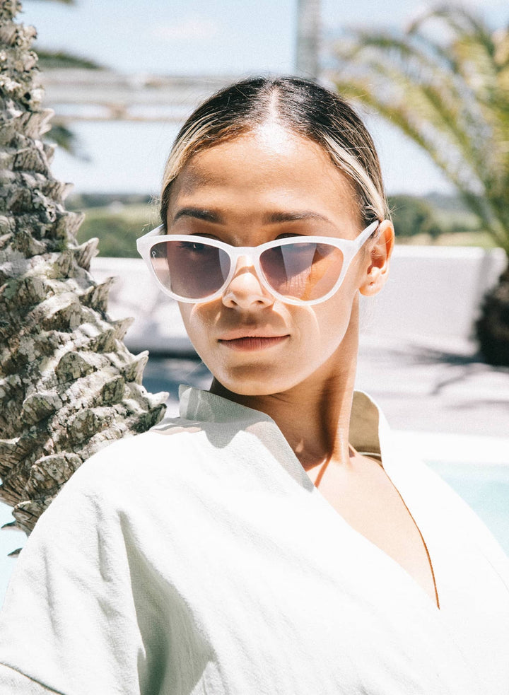 Otra Eyewear - Chika Sunglasses in White