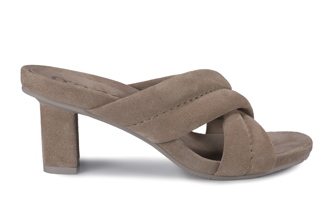 Pedro Garcia - Claris in Desert Velour