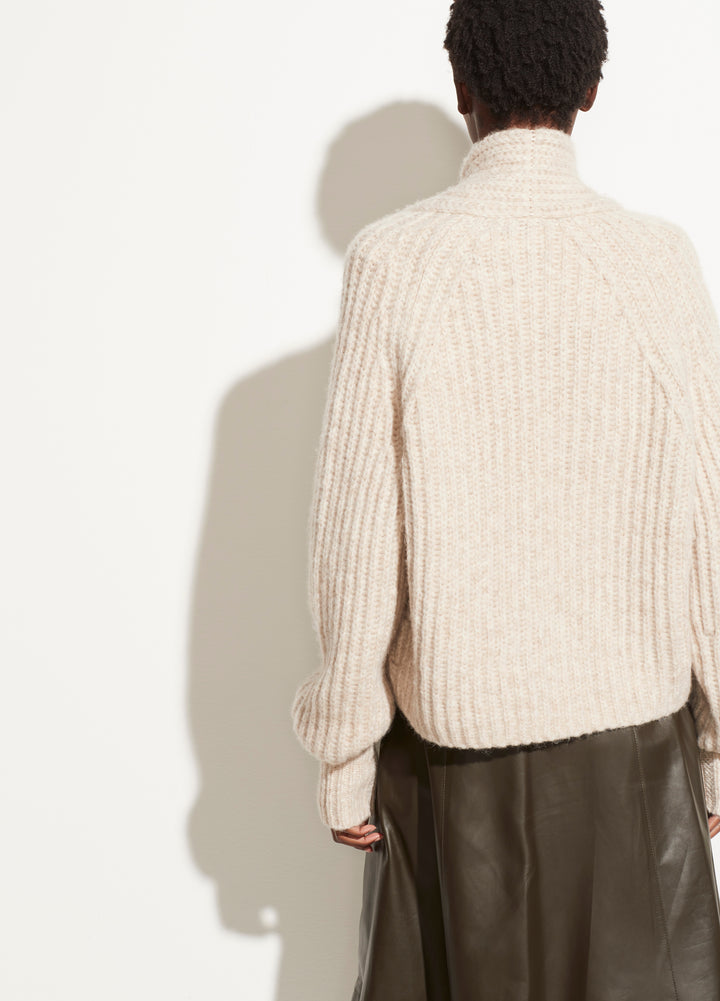 Vince - Ribbed Cropped Cardigan in Oatmeal
