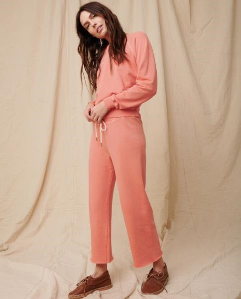 The Great - The Wide Leg Cropped Sweatpant in Orange Cream