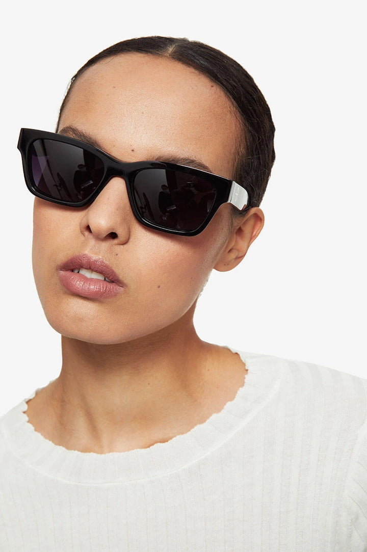 Anine Bing - Daria Sunglasses in Black