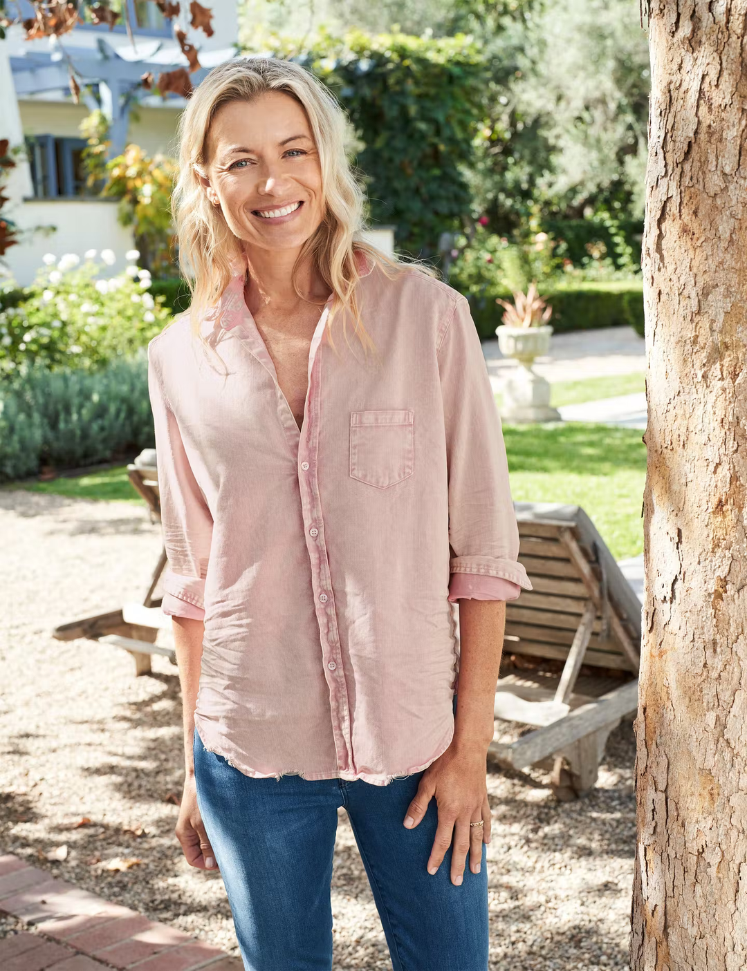 Frank & Eileen - Eileen Woven Button Up in Light Pink Mineral Wash