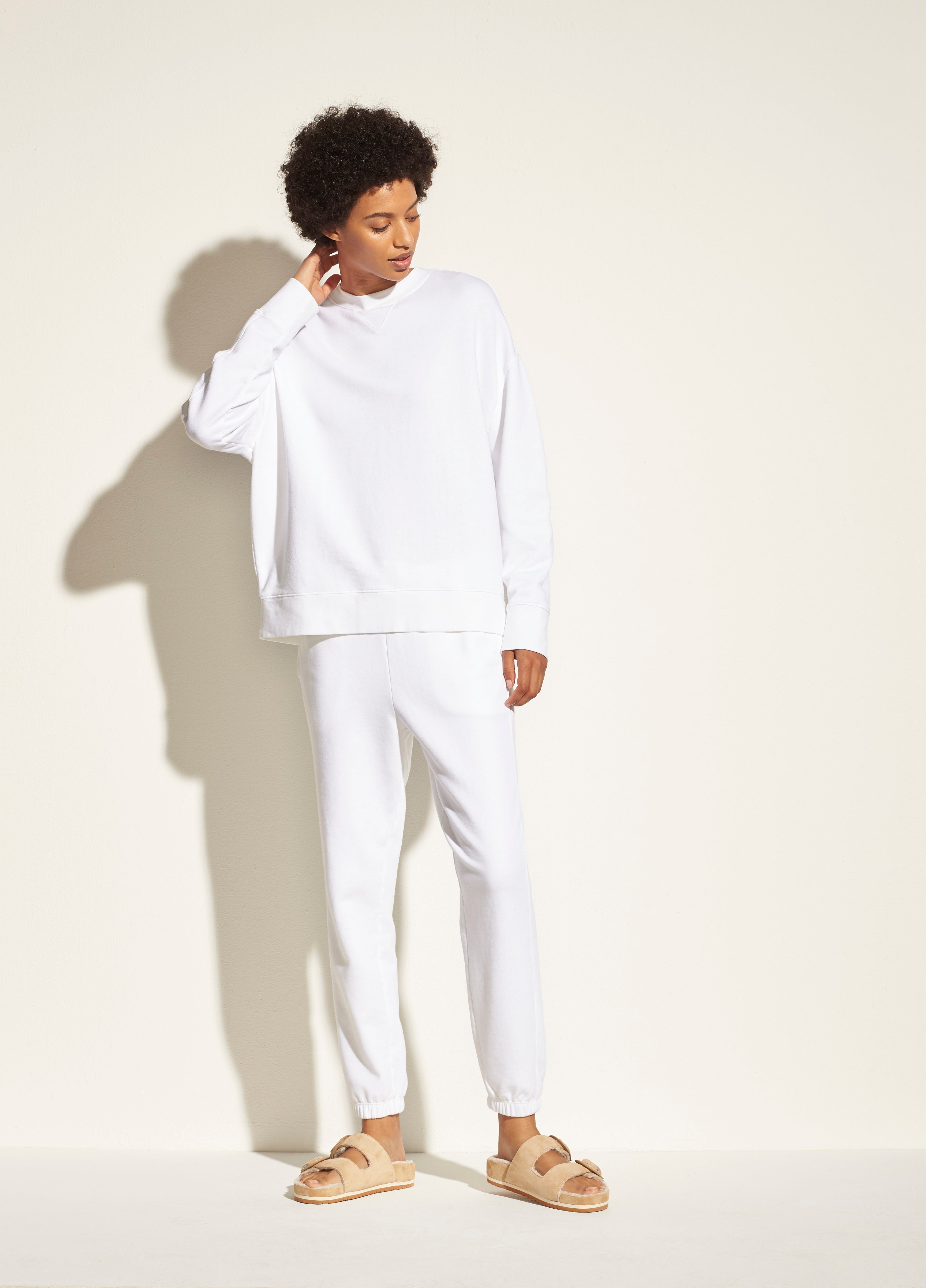 Vince - Essential Relaxed Pullover in Optic White – Blond Genius