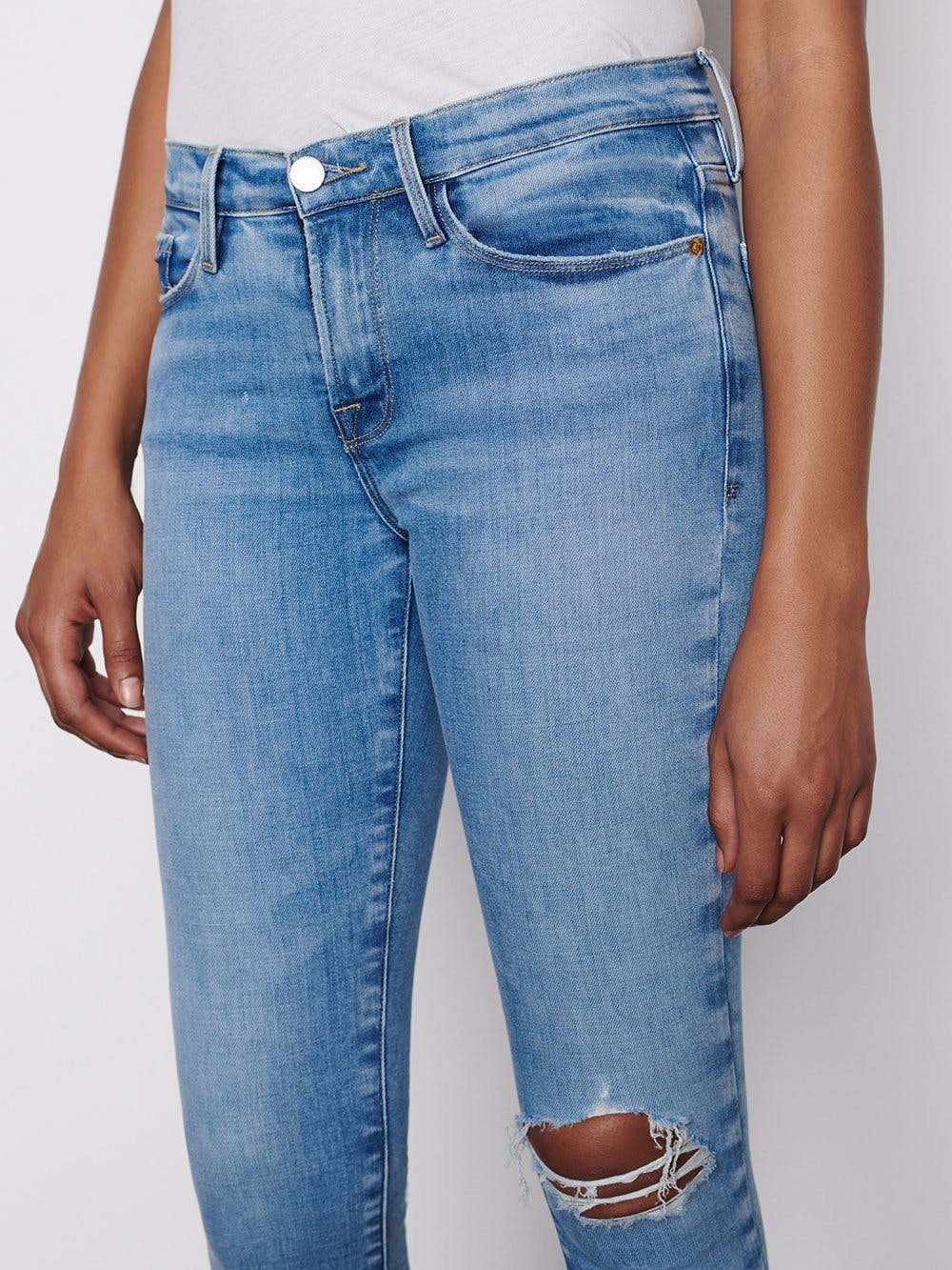 Frame - Le Skinny de Jeanne Degradable in Handcrafted Destruct Denim