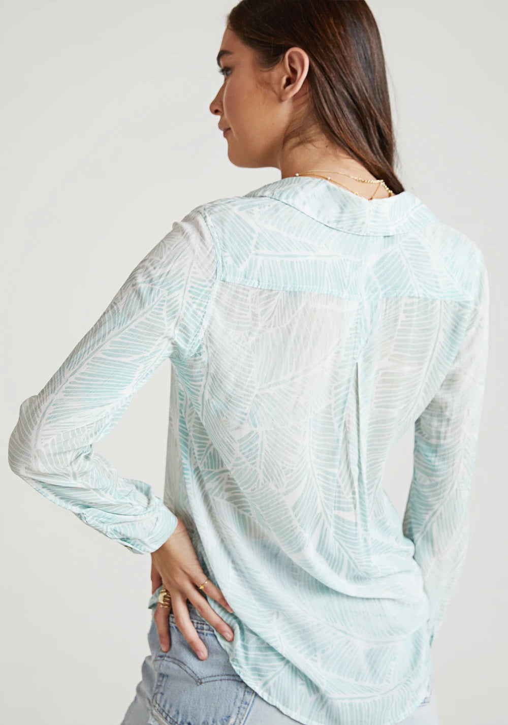 Bella Dahl - Button Down Shirt in Havana Olive Palm