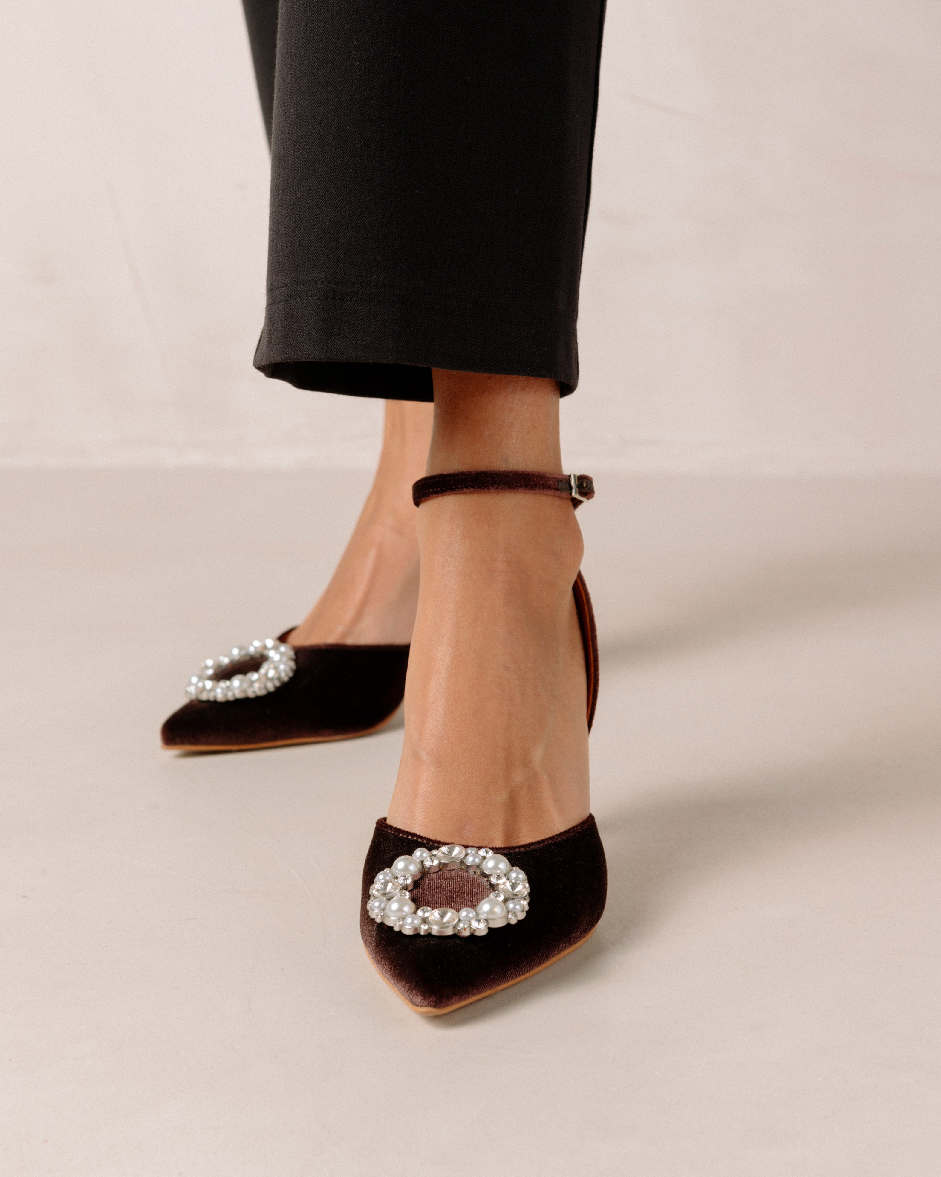 Alohas - Cinderella Crystal Embellished High-Heel Pumps in Alohas - Cinderella Crystal Embellished High-Heel Pumps in