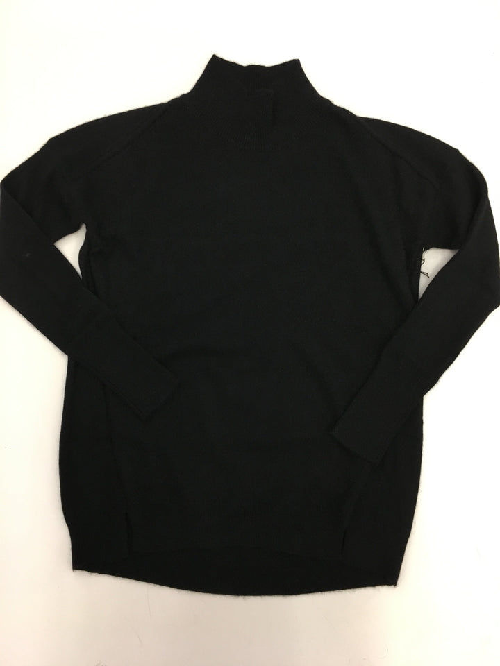 White+ Warren - Circular Hem Standneck