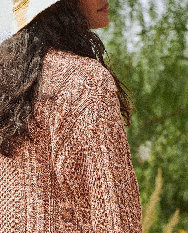 The Great - The Cable Montana Cardigan in Prairie Marl