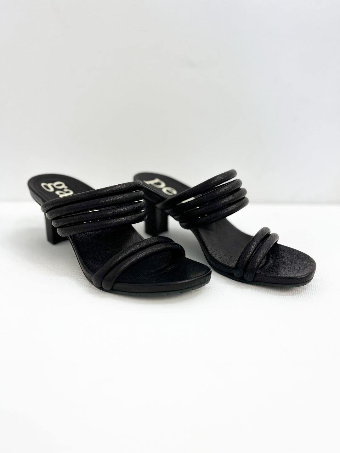 PEDRO GARCIA - Clover in Black Pebble Nappa