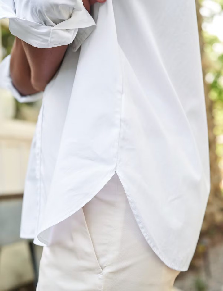 Frank & Eileen - Joedy in White Superluxe