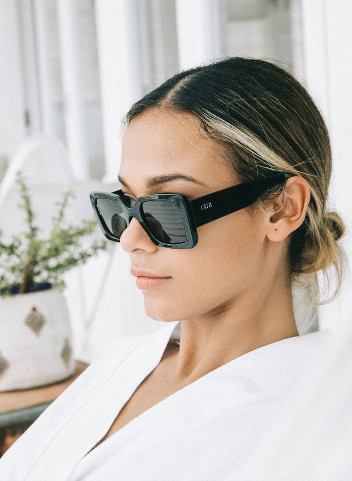 Otra Eyewear - Louey Sunglasses in Black
