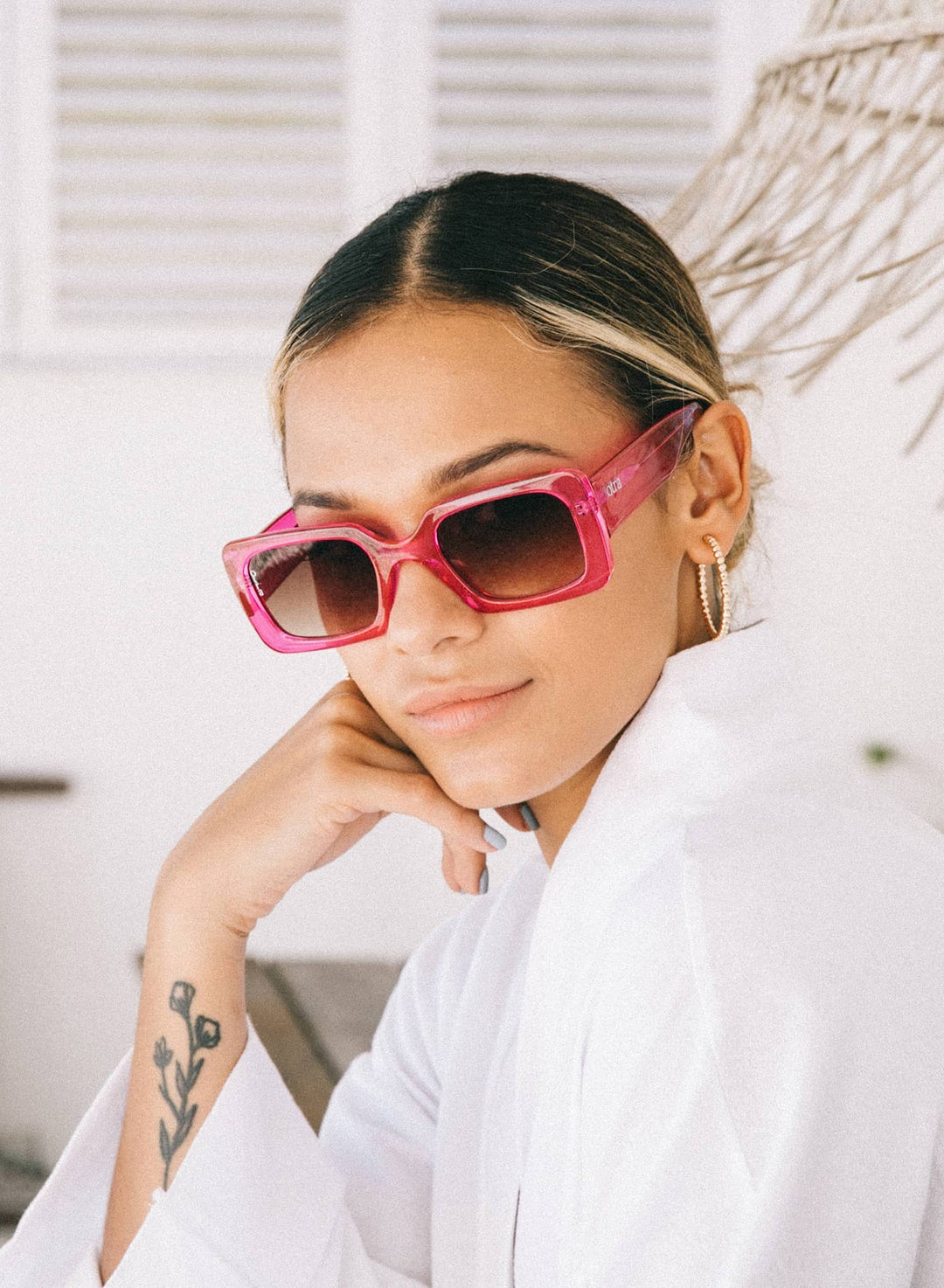Otra Eyewear - Louey Sunglasses in Pink