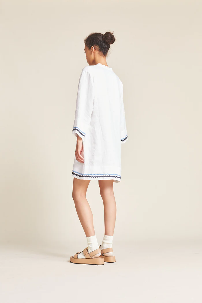 Trovata - Lucca Shift Dress in White w/ Ric Rac Dresses