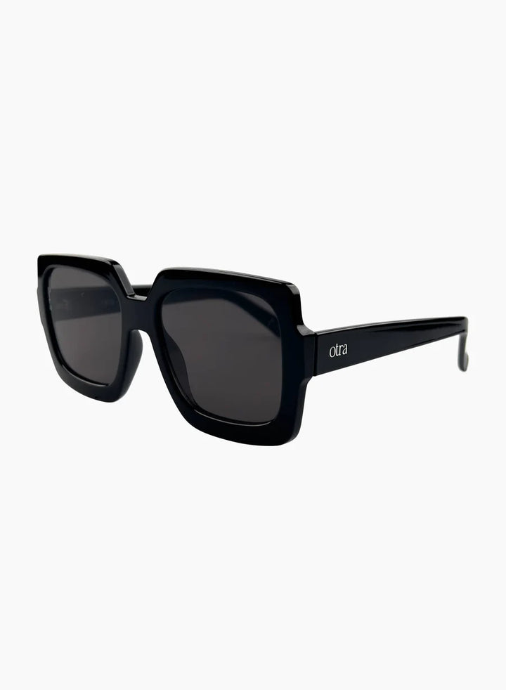 Otra Eyewear - Luna in Black Smoke
